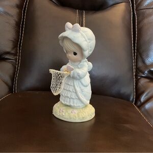 Precious Moments MAY ONLY GOOD THINGS COME YOUR WAY figurine
